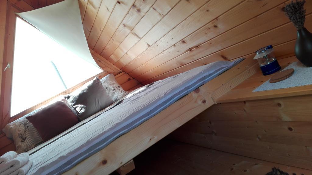 Glamping - Ekoloska Kmetija Kozman Zalec ภายนอก รูปภาพ